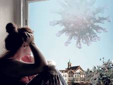 24/7 thuis, hoe overleef je dat? Tips van de hoogleraar voor singles, lovers én oudjes