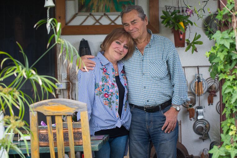 Alona en Boris Azarov. Hun diploma's waren niet geldig in Israël.  Beeld Dave Sinai