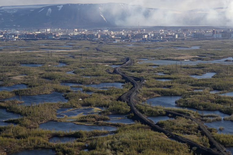 De Russische stad Norilsk, thuis aan metaalconcern Nornikel.  Beeld Kirill Kukhmar