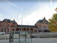 Brandweer doet onderzoek naar vreemde lucht in kelder Station Groningen