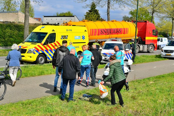 Omstanders schoten de man te hulp.
