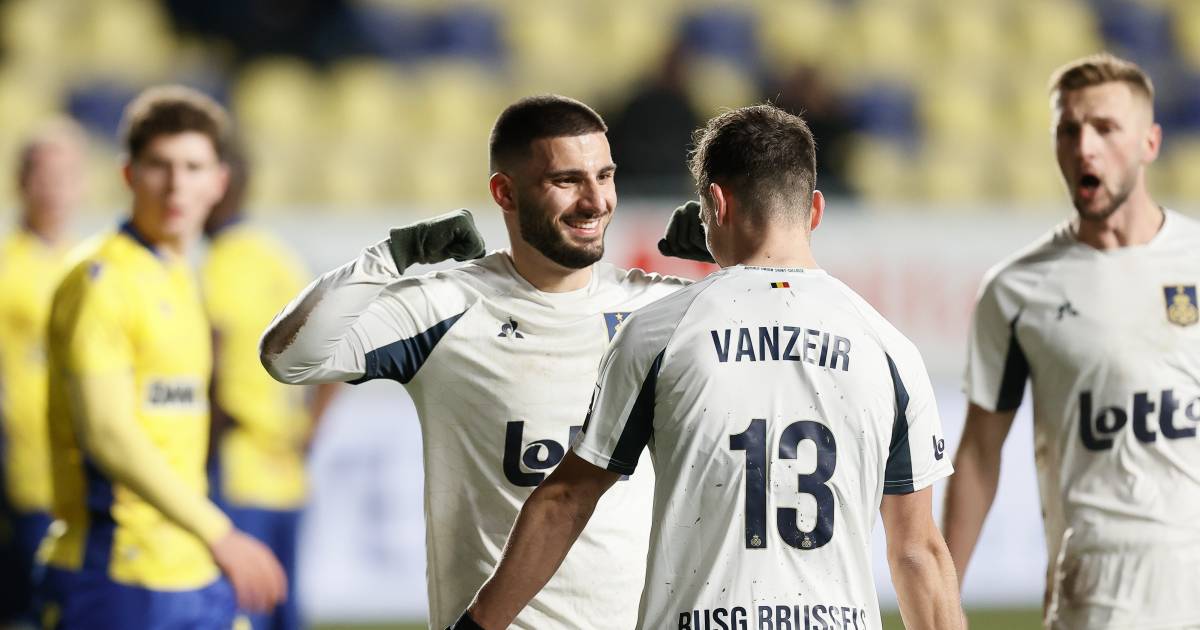 Deniz Undav - alweer hij - helpt Union met twee goals voorbij STVV: “We hadden iets nodig om te reageren na de nederlaag van vorige week” | Voetbal 1A | hln.be
