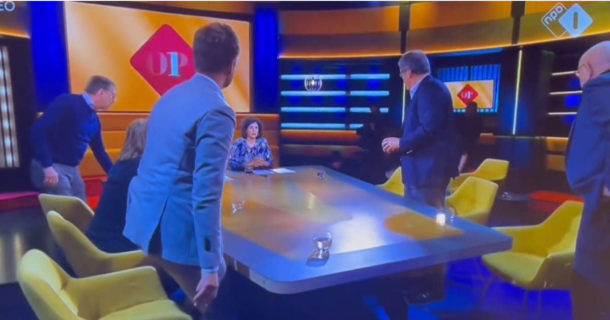 Schrik tijdens live-uitzending Op1: ‘Een van de gasten is gevallen’