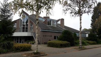 Krakers De Luwte moeten per direct weg