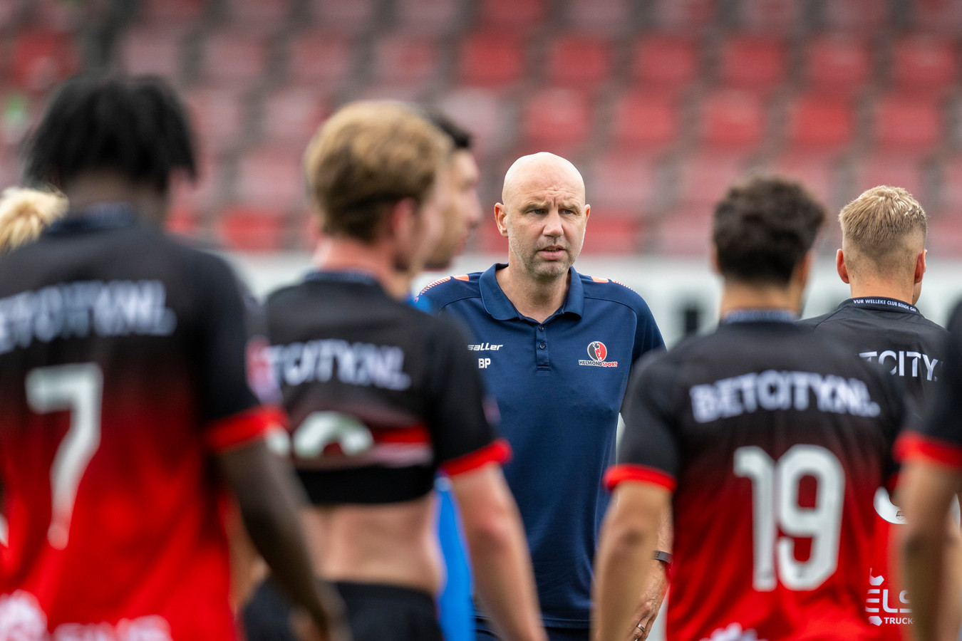 Wie Gaan Er Spelen Bij Flink Gehavend Helmond Sport Tegen Roda Jc