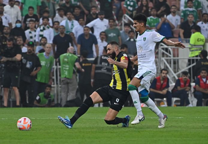 Karim Benzema con Al-Ittihad nella partita al vertice vinta contro Al-Ahly.