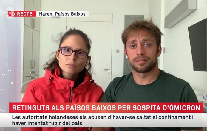 Carolina en Andrés uit Barcelona tijdens het interview vanuit de gesloten afdeling van een ziekenhuis in Haren bij Groningen.