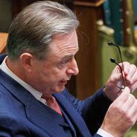 Premier De Wever kijkt ook naar vakantiegeld van gepensioneerden