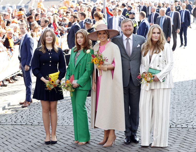 Koning Willem-Alexander, Koningin Maxima en de prinsessen tijdens Koningsdag in Maastricht Beeld ANP /  ANP