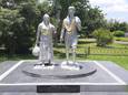 Standbeeld van Baba en Mai, het monument van de Hindoestaanse immigratie in Paramaribo