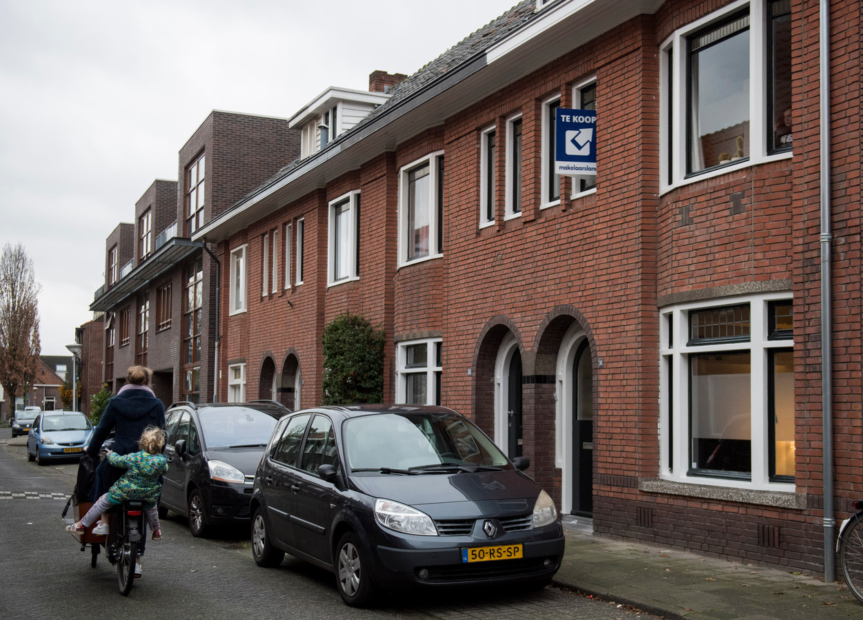 Een te koop staande woning in Eindhoven (archieffoto ter illustratie).