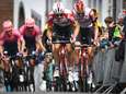 Oproer in peloton door onveilige routes in BinckBank Tour