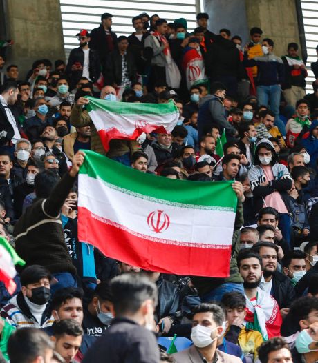 Iran weert vrouwen met geweld uit stadion en moet nu vrezen voor uitsluiting WK