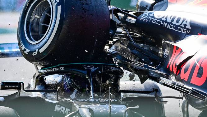 Mercedes-baas Wolff over crash Verstappen en Hamilton: ‘De halo heeft Lewis zijn leven gered’