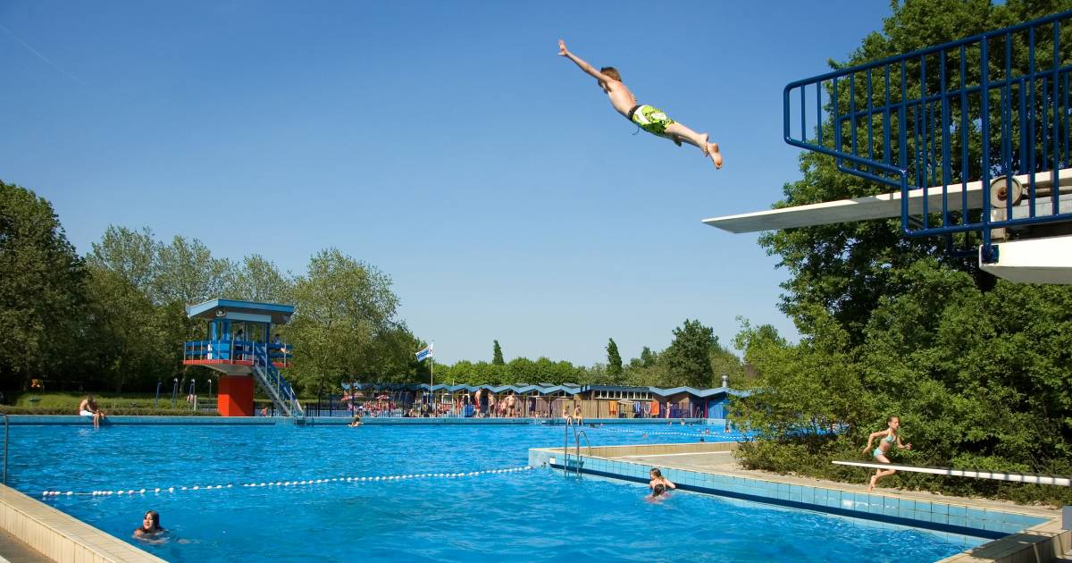 nieuw zwembad in rucphen deels overkapt zes banen en beweegbare bodem roosendaal bndestem nl