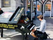 Speel zelf een afscheidslied voor Elton John, op de piano aan het Sint-Pietersstation
