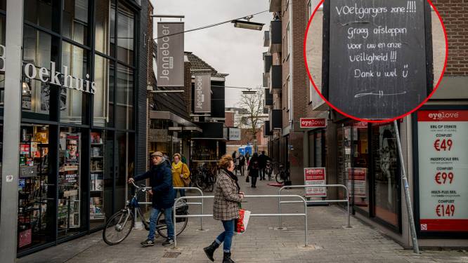 Middelvinger bejaard echtpaar was dieptepunt: hekjes tegen fietsers in Hengeloos voetgangersgebied