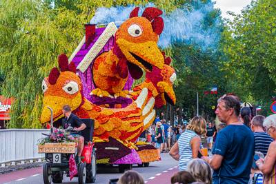Historisch besluit na 112 jaar: Rekkens bloemencorso ‘draait om’