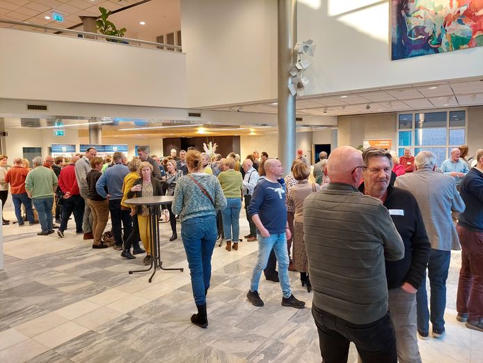 In het Jan van Besouw weten ze wat lobbyen is college van Goirle buigt nog voor de trommels