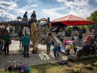 Pop-up ‘Zichtbar’ zal tijdelijk deel van courtines invullen: “We zijn allemaal mensen die geloven in samenwerken over de bestaande hokjes heen”