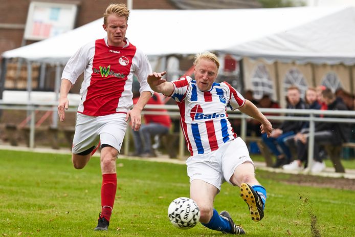 In de kelderklasse op zondag blijft in 5B de kraker DEO - SVBV op het programma staan.