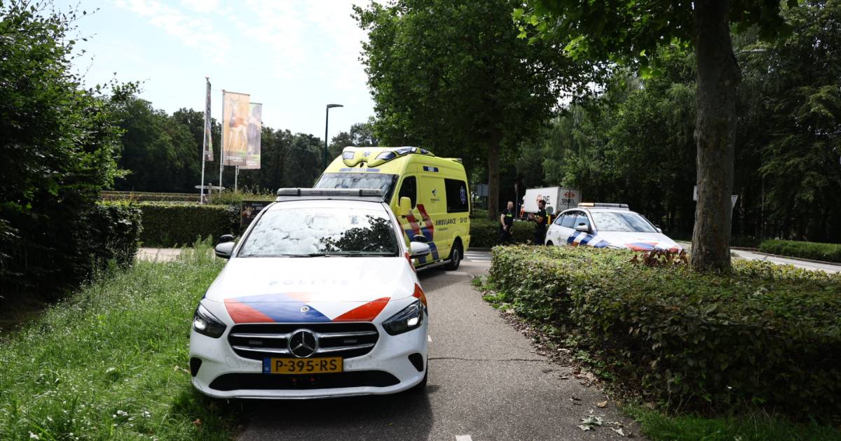 112 nieuws: automobilist naar ziekenhuis na ongeval in Grafhorst.