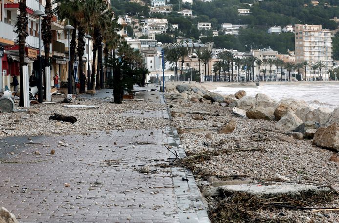 Ook in het stadje Javea in de provincie Alicante is er veel schade.