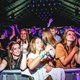 De avond breekt aan, en u trippelt losbandig rond