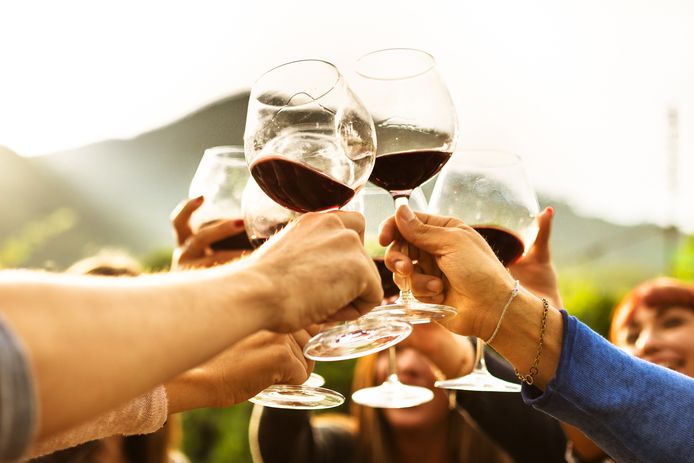 Bouteille De Vin Italien Photo - Getty Images