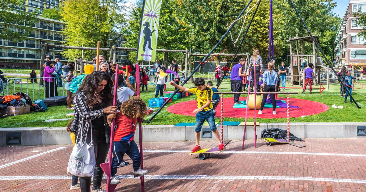 Wandeling door Voorhof voor ‘verbinding’ van wijkbewoners | Delft