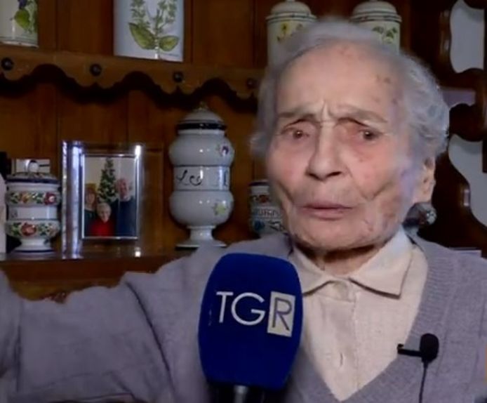 Giuseppina Molinari (103) is niet van plan om voortaan thuis te blijven.