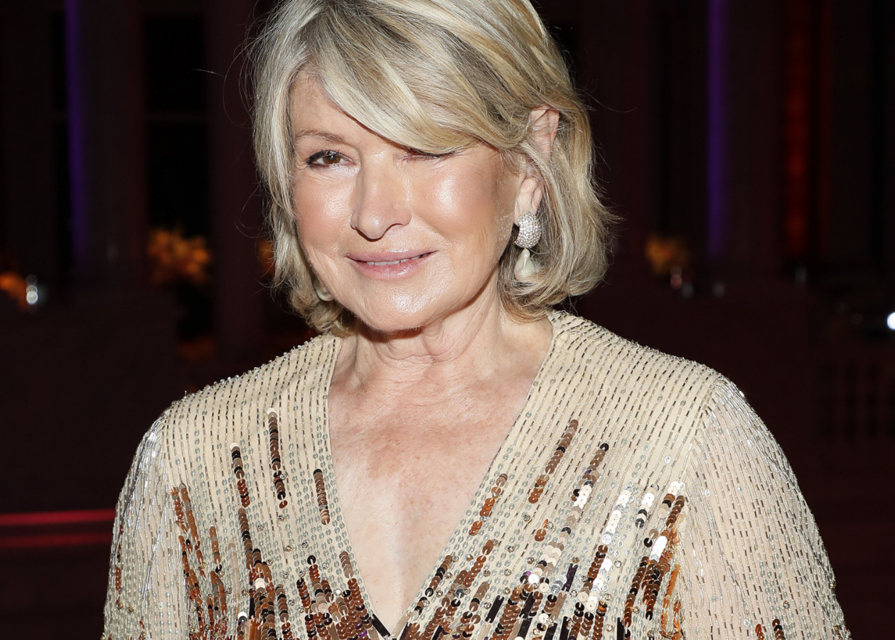 Martha Stewart pose en couverture de Sports Illustrated à 81 ans: un ...