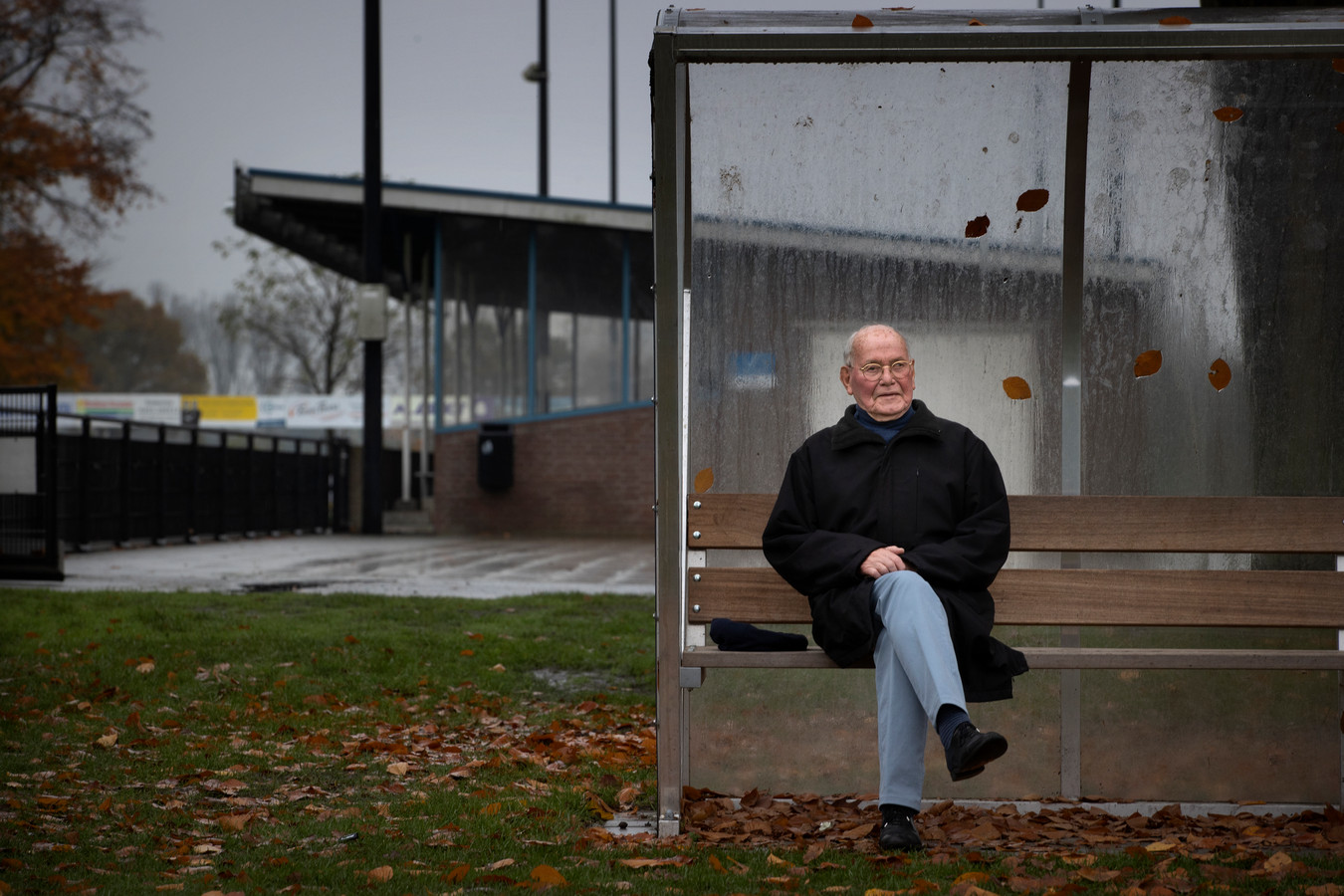 Vrijwilliger Frans van Lieshout stopt na 63 jaar bij voetbalclub sv Someren.