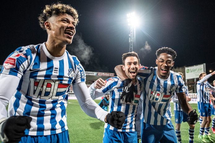 FC Eindhoven heeft de opties in de aflopende contracten van Charles-Andreas Brym (l) en Collin Seedorf (r) gelicht. De club gaat in gesprek met Barnabás Rácz (m) over een langere samenwerking.