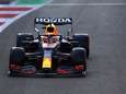 Verstappen ondanks probleem met achtervleugel tweede in slottraining, Hamilton het snelst