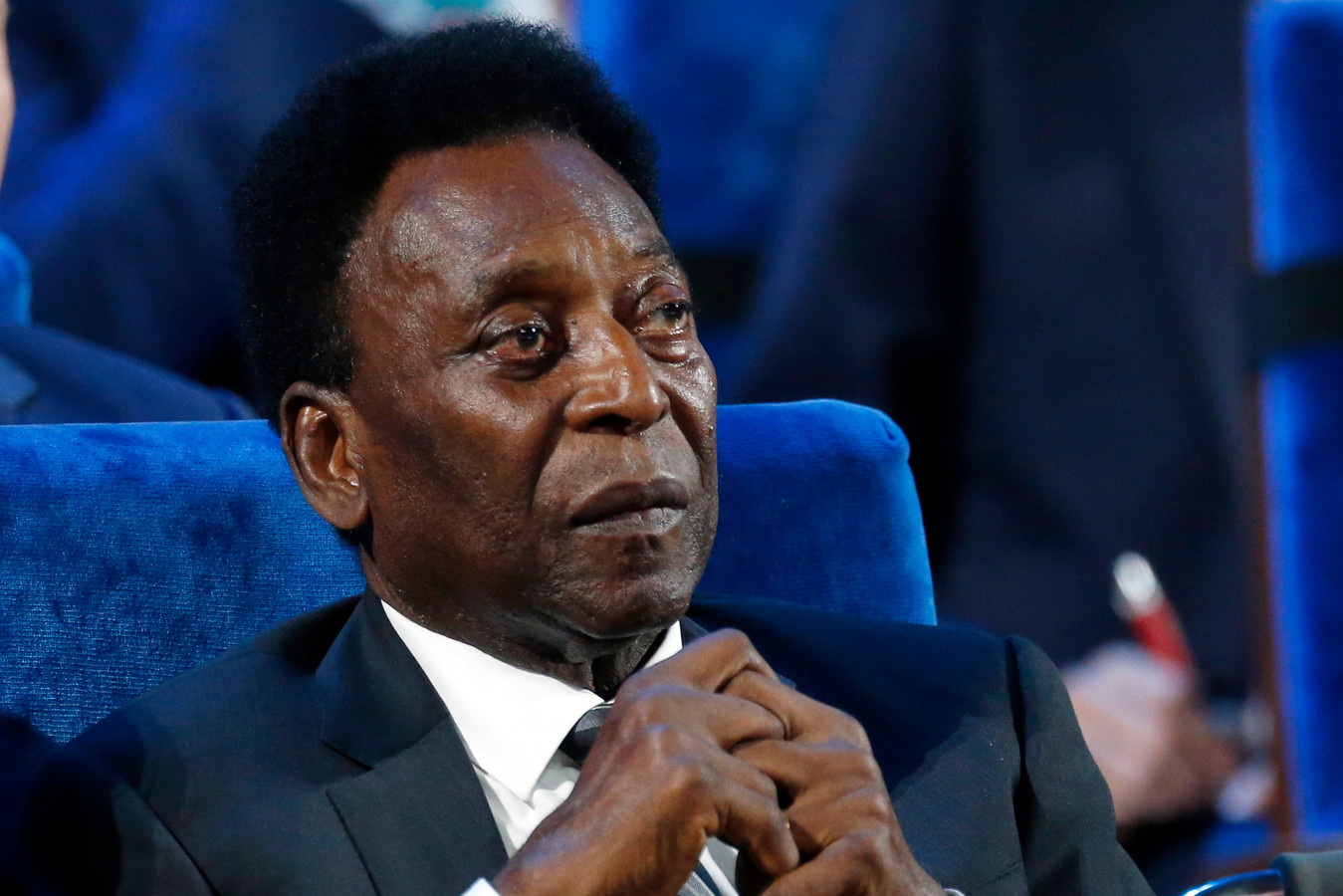 En février 2020, Pelé avait tenu à rassurer ses admirateurs sur sa santé mentale, après des propos de son fils Edinho affirmant qu’il vivait “reclus” et souffrait “d’une certaine forme de dépression”.