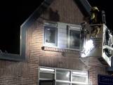 Brandweer redt persoon uit brandende woning in Hengelo