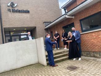 Stad Diest plaatst 240 zonnepanelen op dak van OC ’t Molenhuis: “Hiervoor telt stad Diest 102.137 euro neer”