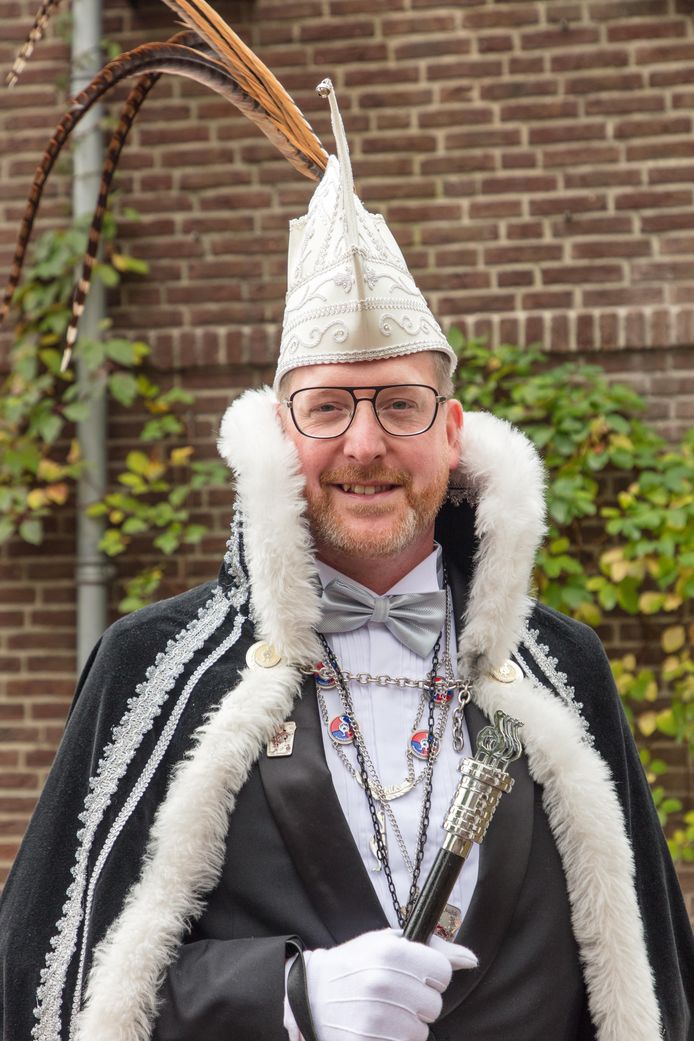 Johan van Bakel werd zaterdag in Aarle-Rixtel gepresenteerd als Prins Johannes van Ganzegat