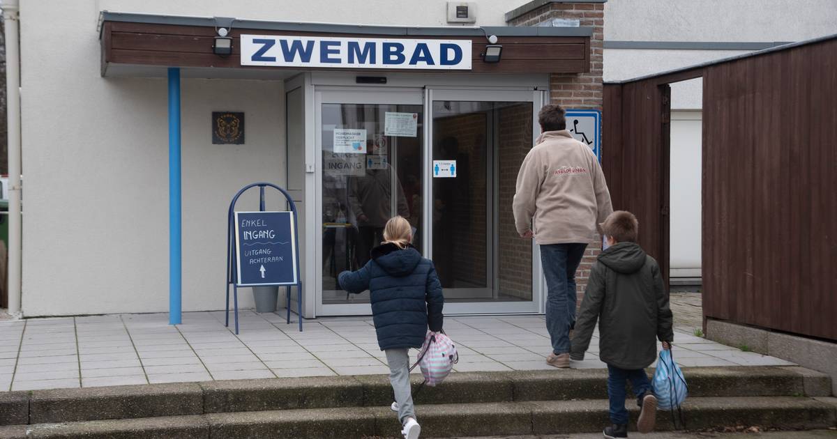 Inwoners Oosterzele Kunnen Goedkoper Zwemmen In Merelbeke En Wetteren