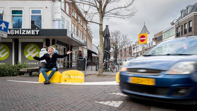 ‘Franks Bultje’ is tamelijk zinloos: auto’s blijven verboden afslag nemen op Eindhovense Kruisstraat