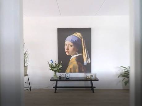 Meisje met de parel verovert Nederlandse huiskamers: ‘Niet voor niets een meesterwerk’