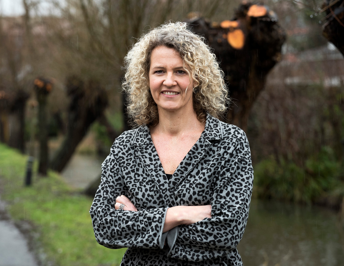 Susan van den Hof.
