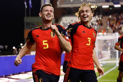 LIVE DIABLES: Theate et Vertonghen de retour, voici le onze probable des Diables contre la Roumanie