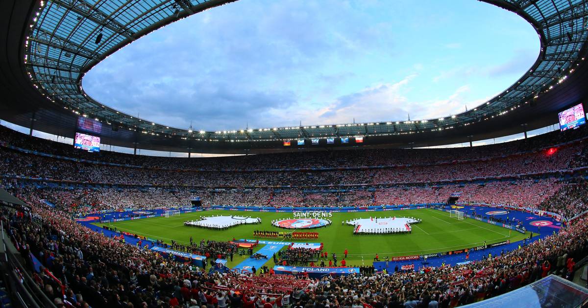 Ligue des champions : la finale délocalisée de Saint-Pétersbourg au Stade  de France