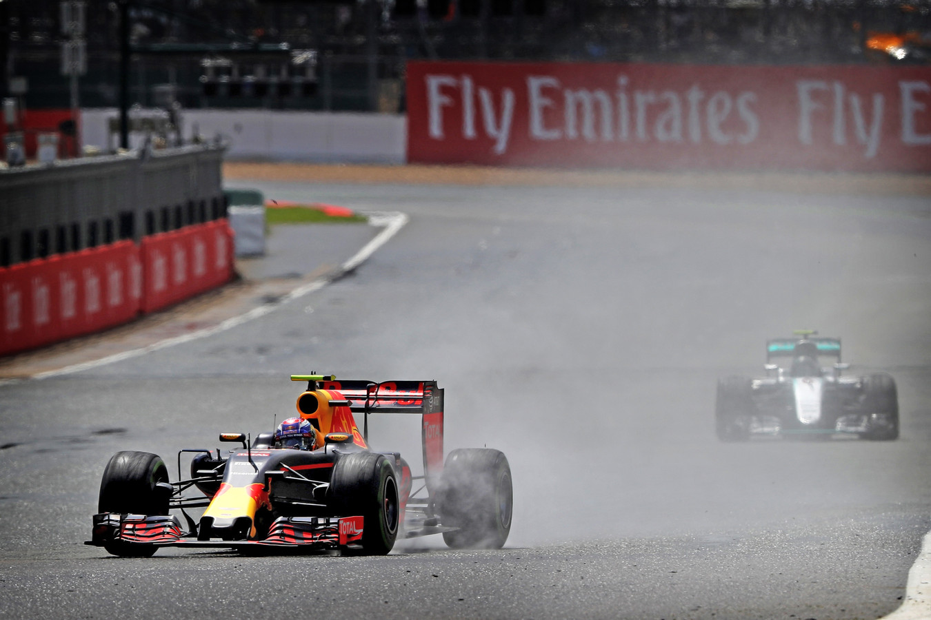 Silverstone Denkt Na Over Stoppen Met Britse Grand Prix Foto Ad Nl