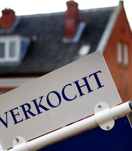 Rabobank: Huizenprijzen stijgen nog 25.000 euro, tekort aan woningen loopt verder op