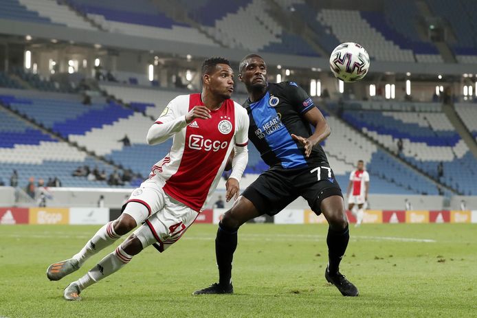 Een archiefbeeld uit een oefenmatch tussen Ajax en Club Brugge