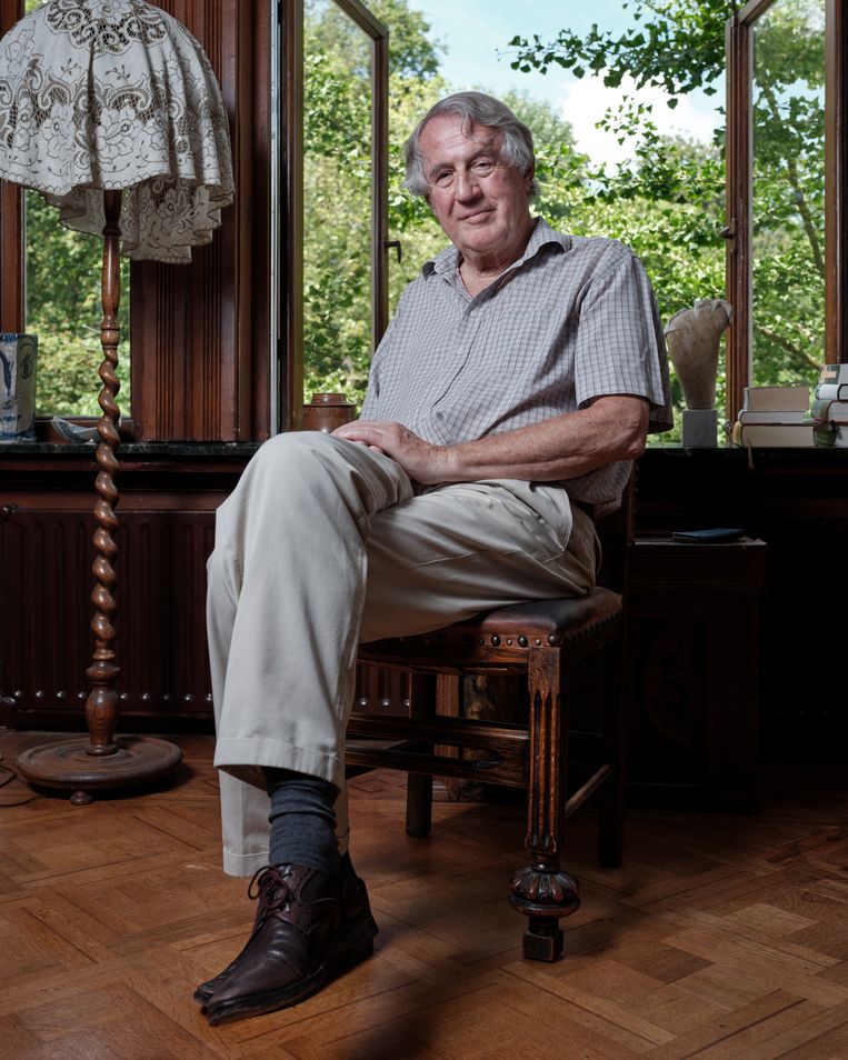 Bert Bast: ‘Mijn vrouw heeft alzheimer. Het geweldige met Ana in huis is dat ze een half uur hier of een uur daar kan bijspringen.’ Beeld Erik Smits
