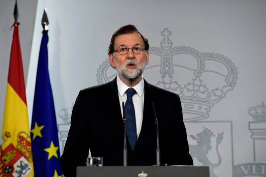 De Spaanse premier Mariano Rajoy erkent het referendum niet en stort een verdeeld Spanje daarmee waarschijnlijk in een diepe crisis.